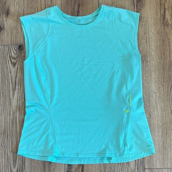 lululemon athletica Tops - Lululemon Women's Cap Sleeve Hiking Tank Top Mint Green Size 8